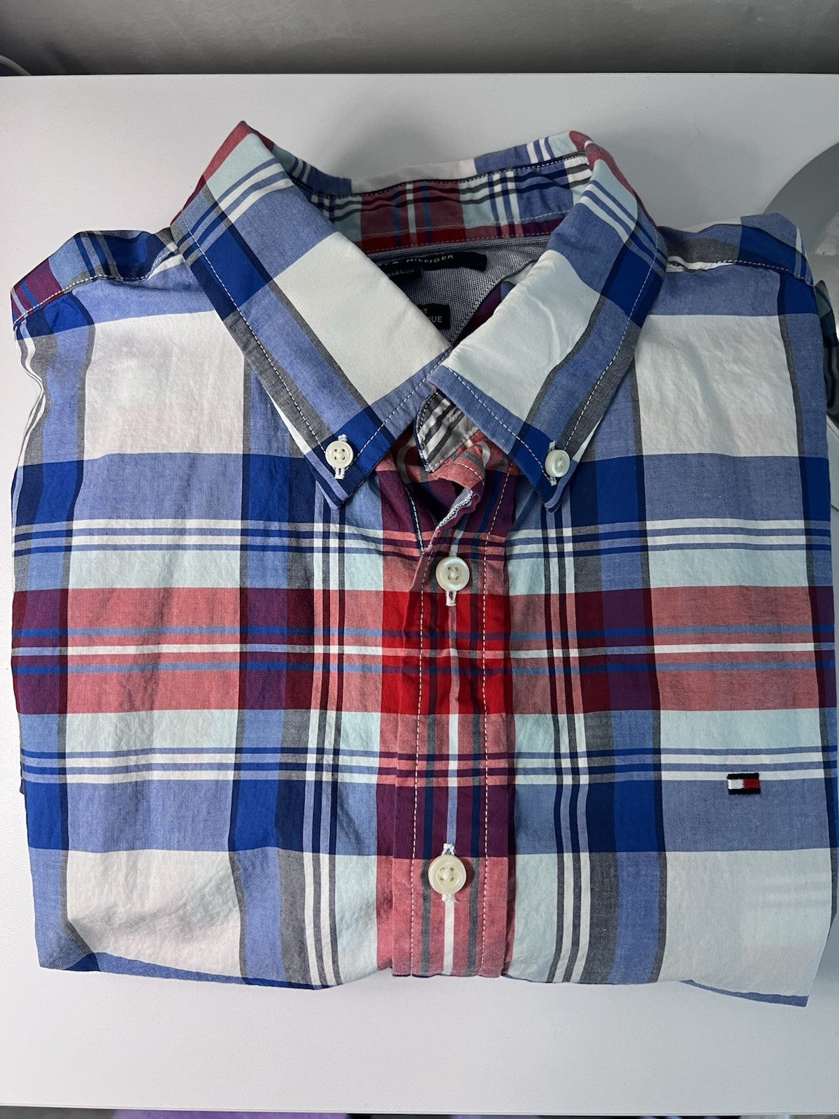 Tommy Hilfiger Men’s Blue Plaid Short Sleeve Button-Down Shirt M