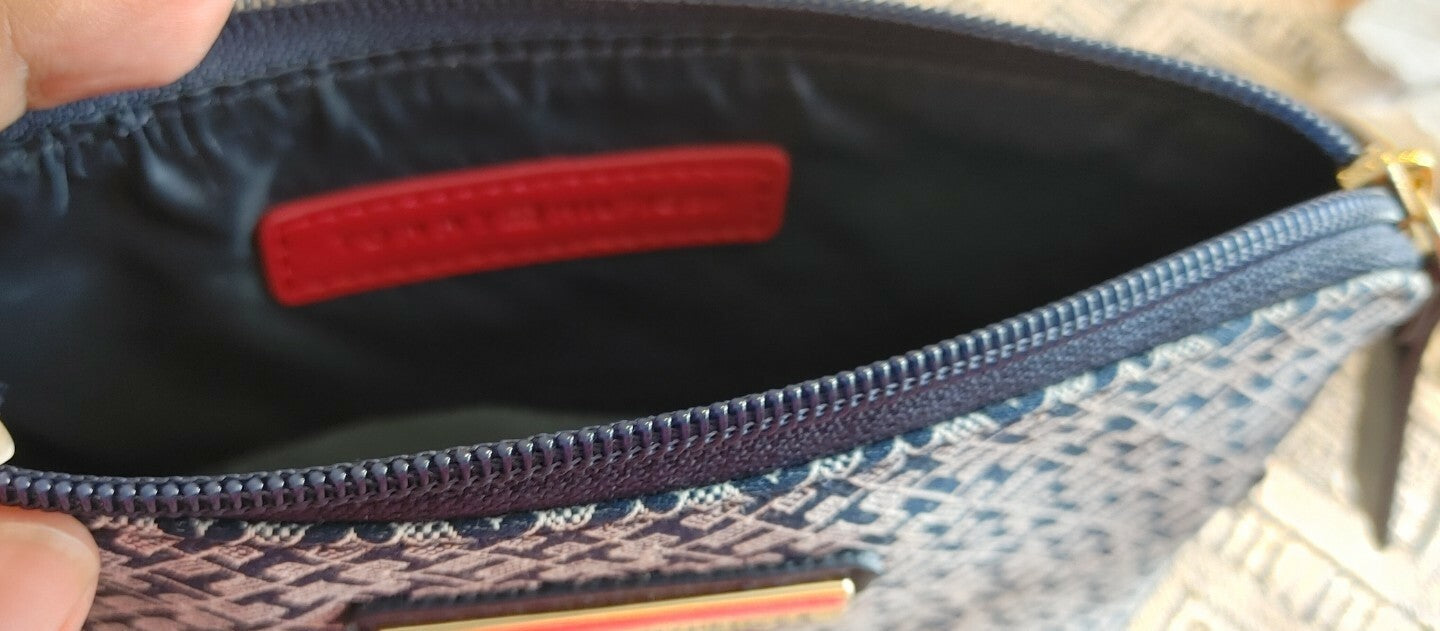NWT Tommy Hilfiger Wristlet Blue Signature Jacquard Logo Size Small 7.5” X 5”