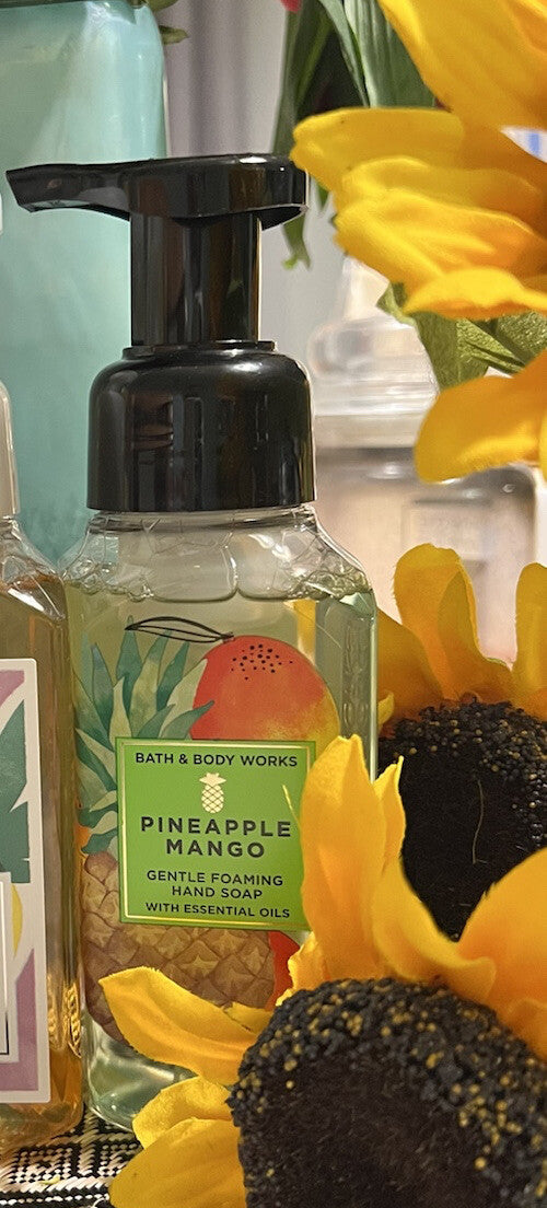 Bath and Body Works Pineapple Mango Foaming Hand Soap 8.75 fl oz