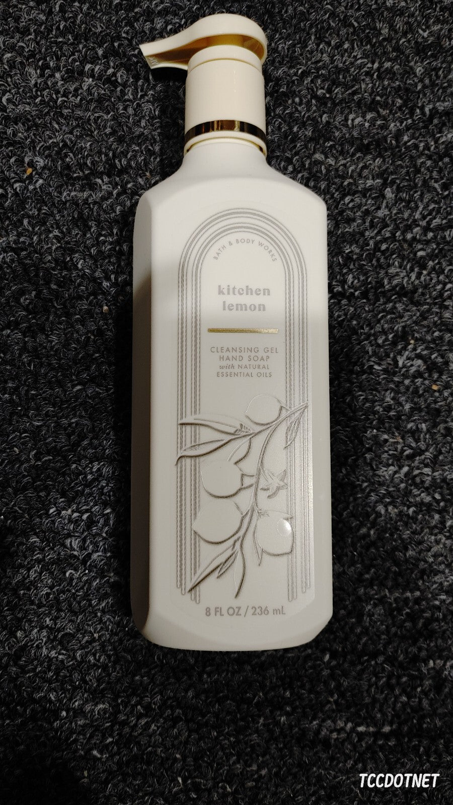 Bath &Body  Works KITCHEN LEMON CLEANSING GEL HAND SOAP 8 FL OZ