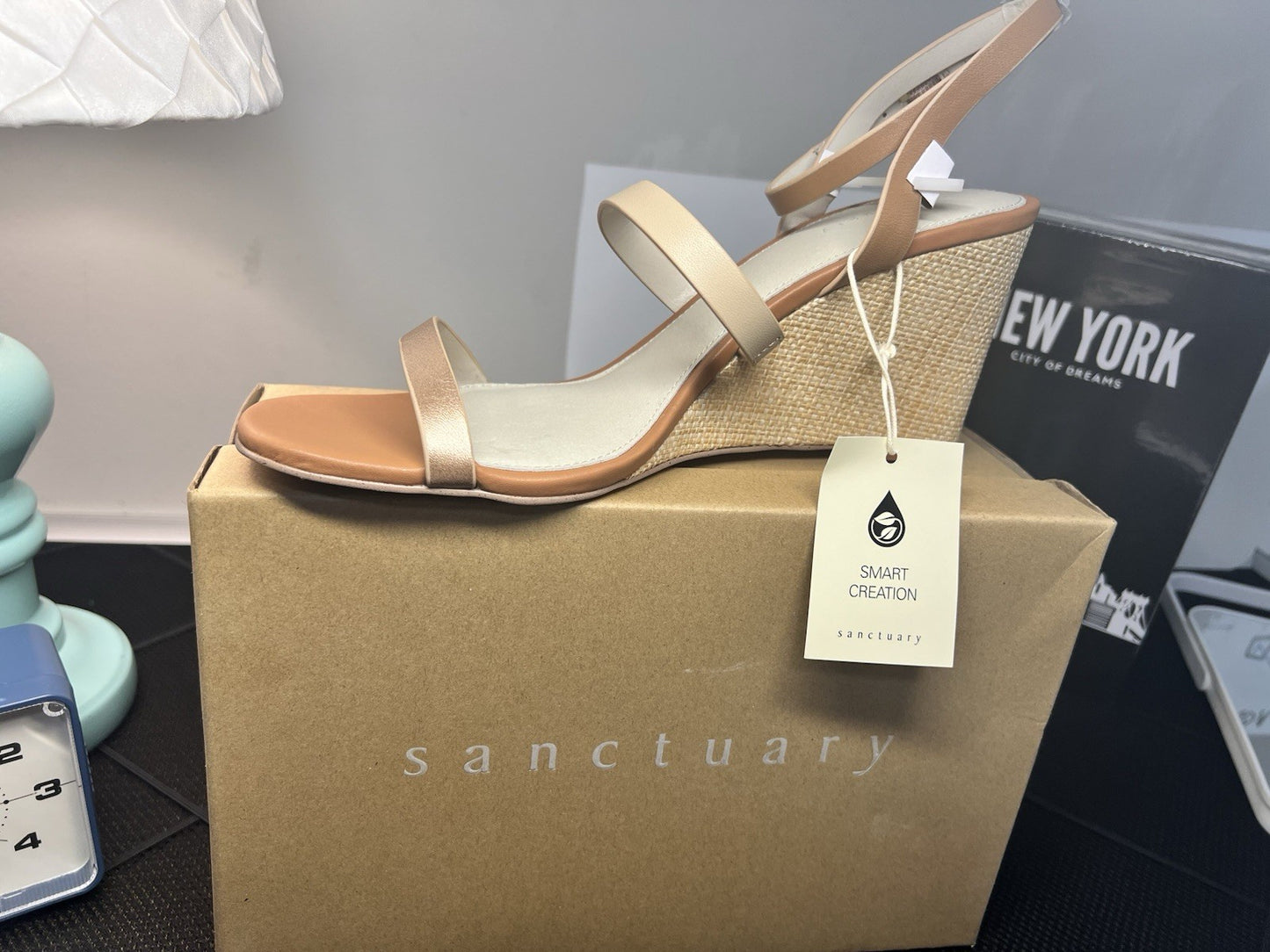 Sanctuary Women’s Sandals Nudemet/nude Size 11