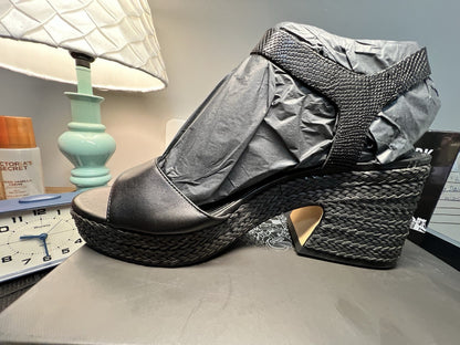 Vince Camuto Ranneli Black Two Tone Snake Leather Espadrille Sandals