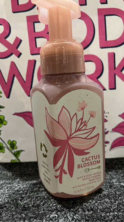 Bath and Body Works Cactus Blossom Foaming Hand Soap 8.75 fl oz