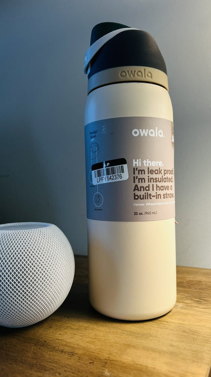 Owala FreeSip Stainless Steel Water Bottle 32oz  Color: Sandy Shores MSRP$80 NWB