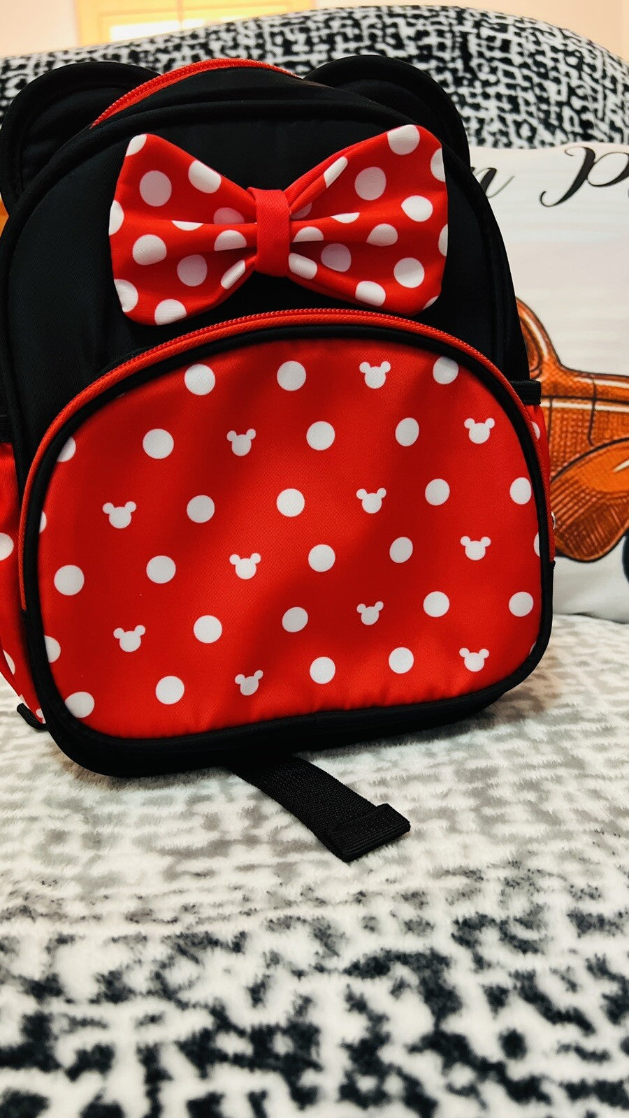 Small Cute Girls Backpack for Toddlers Disney-Theme Backpack 10x18in NWT