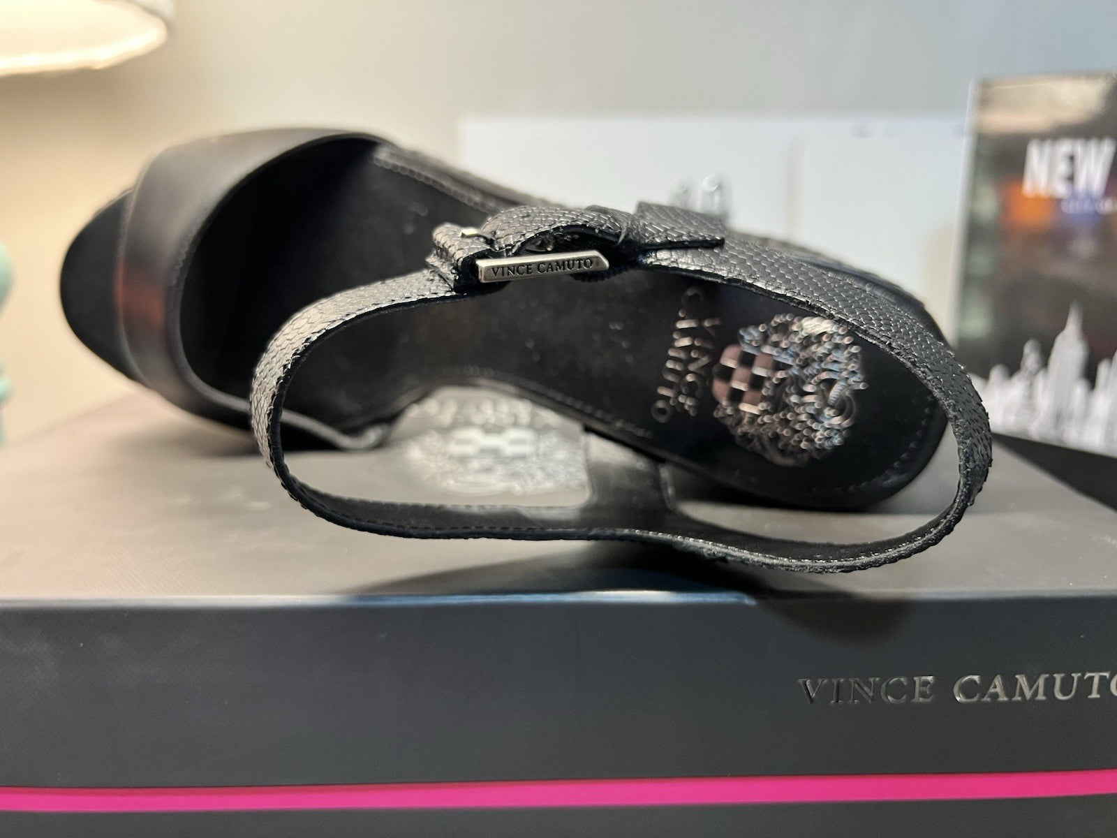 Vince Camuto Ranneli Black Two Tone Snake Leather Espadrille Sandals