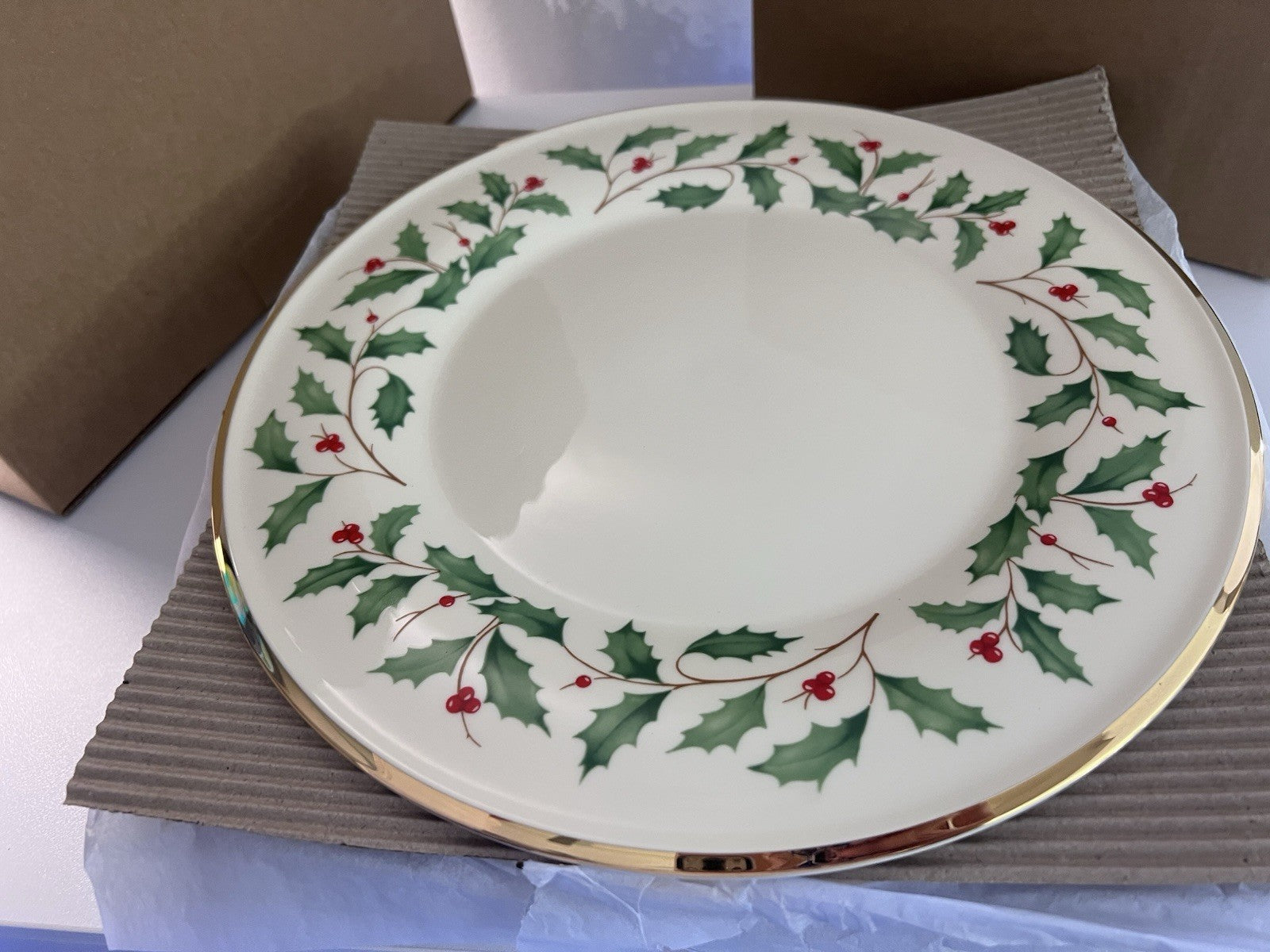 Lenox Plate Holiday Christmas Holly Porcelain 10.5" Dinnerplate 4pc  MSRP $78/pc