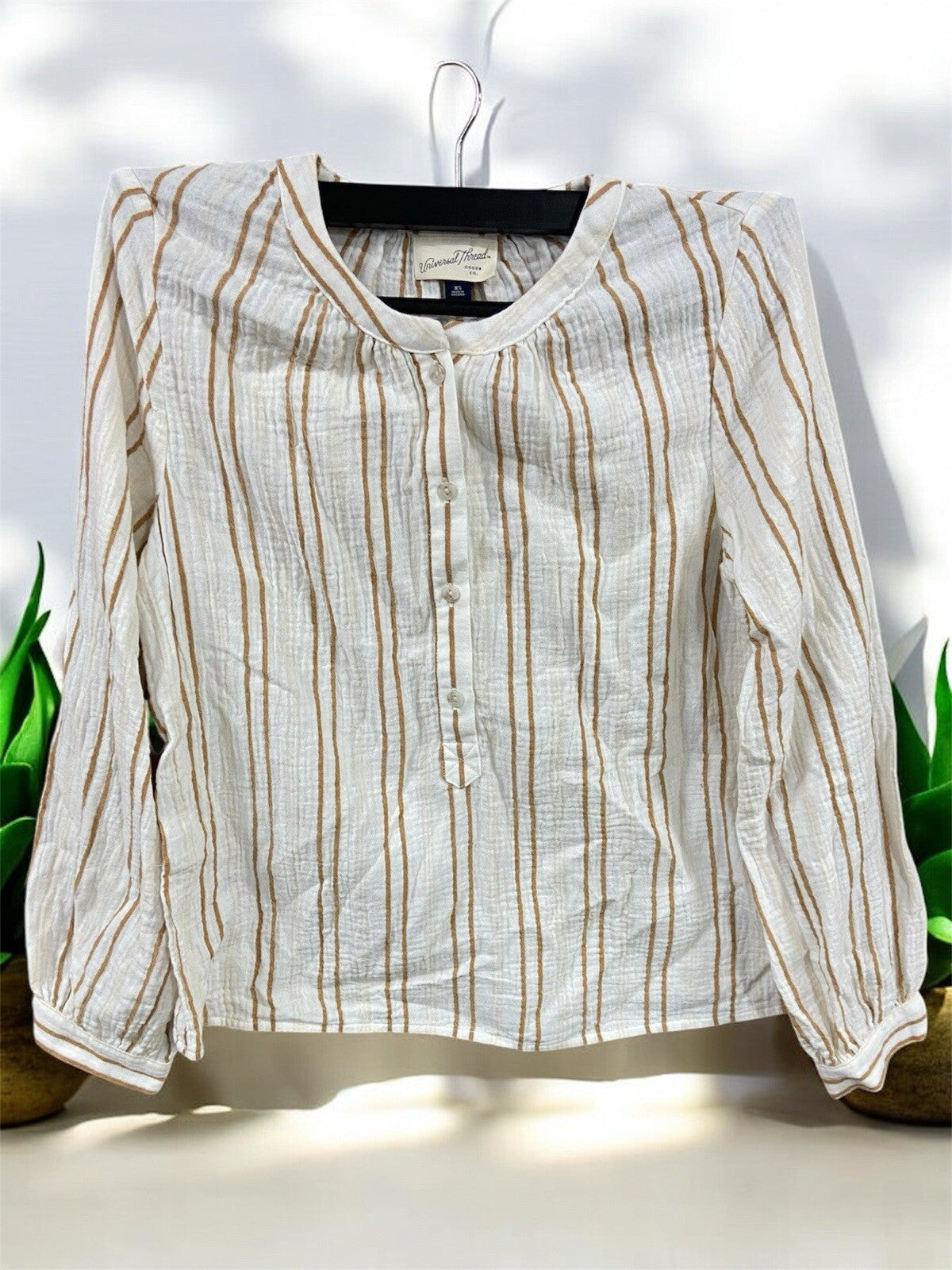 Universal Thread Blouse Women's XS  Cotton Gauze Boho Style Gold Stripe NEW