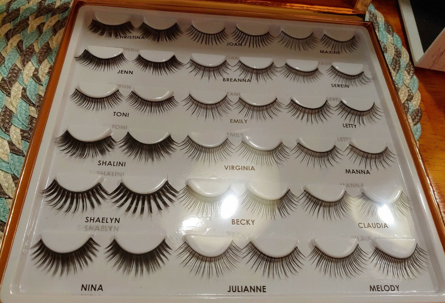 Mannakadar beauty Lash Glossary 18 pair Assortment Lowering to sell new items