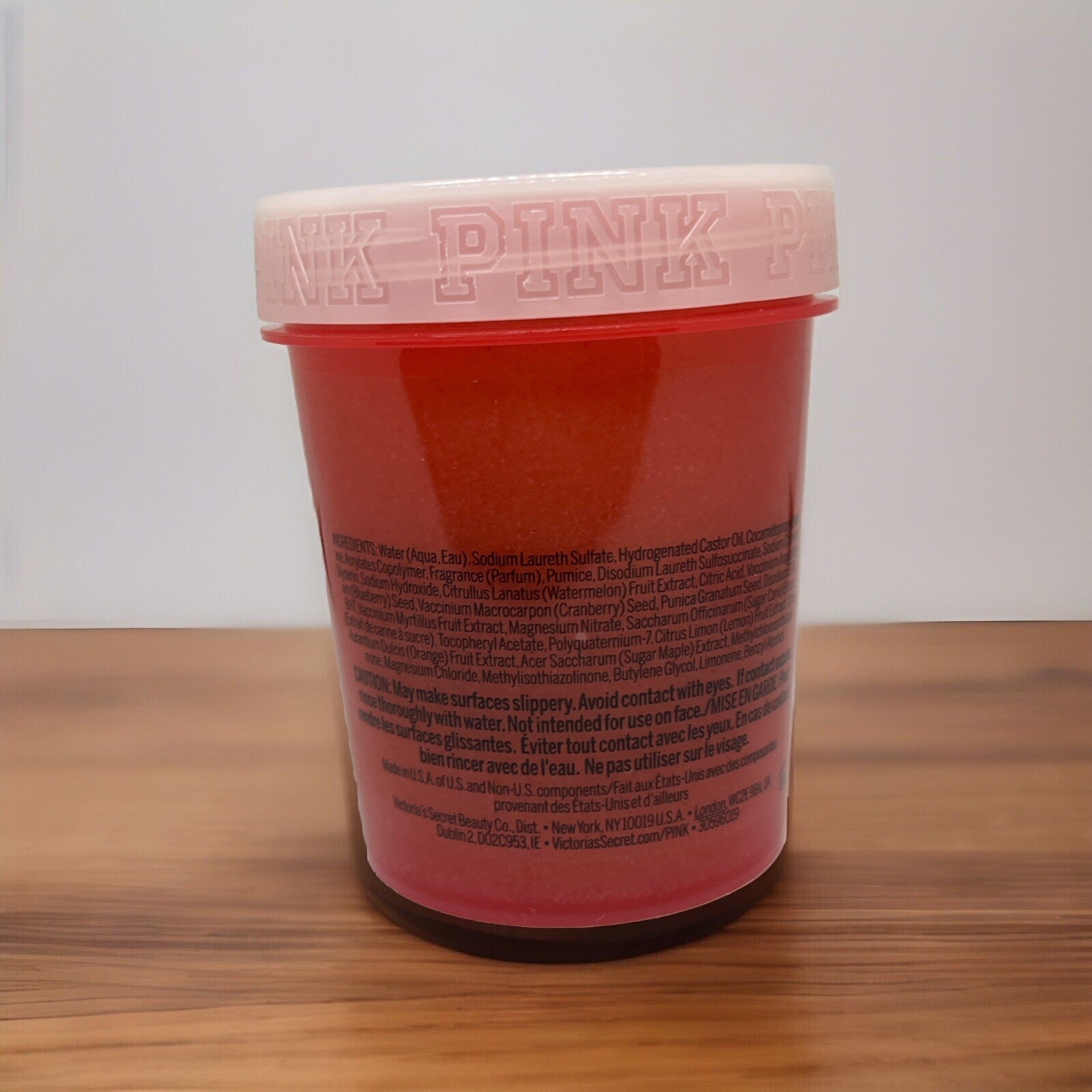 VICTORIAS SECRET PINK MELON REFRESHING BODY SCRUB EXFOLIANT VITAMIN E  10 oz NEW