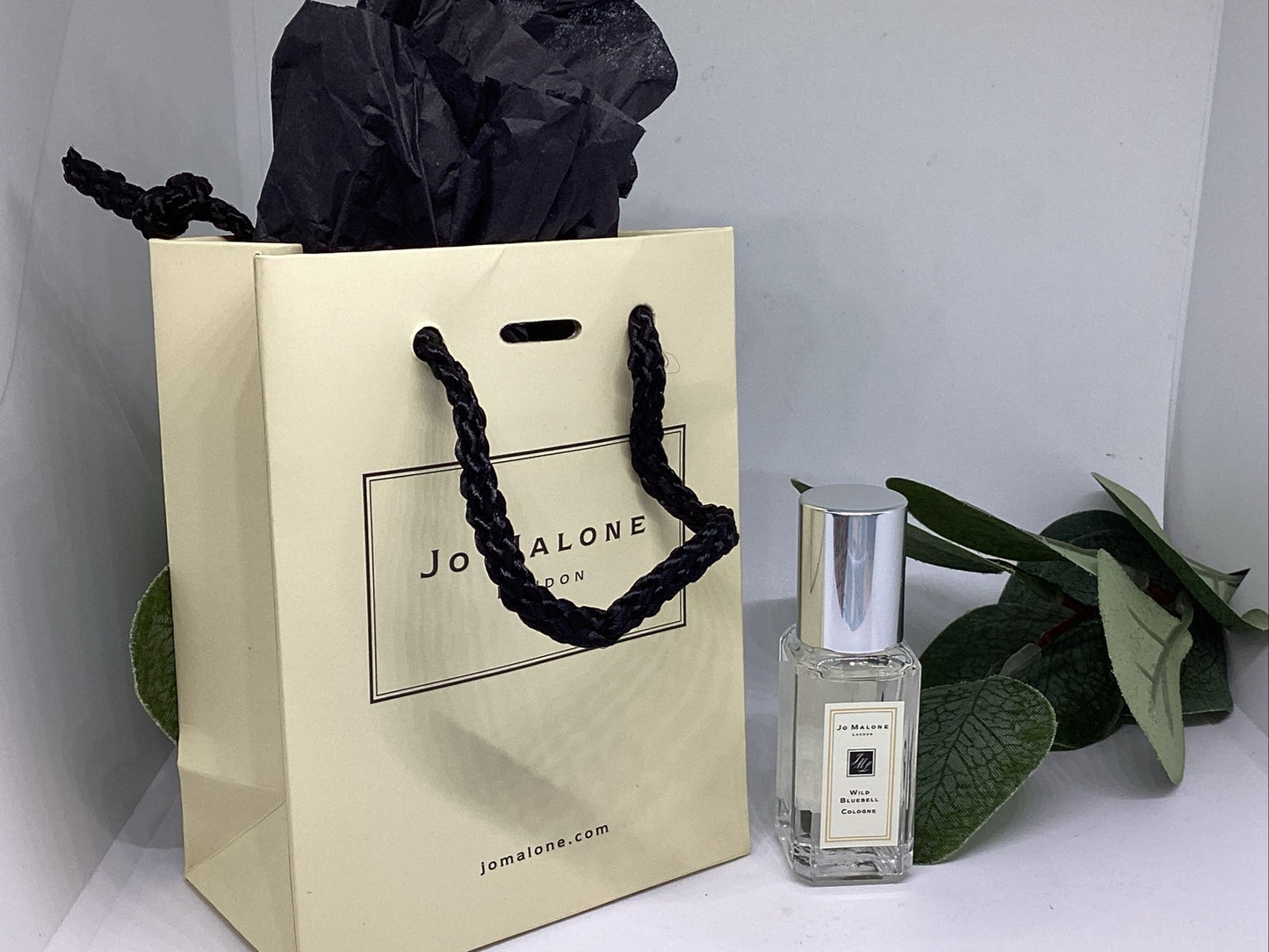 Jo Malone Velvet Rose & Oud Cologne Intense travel size spray 9ml / 0.3 oz NEW