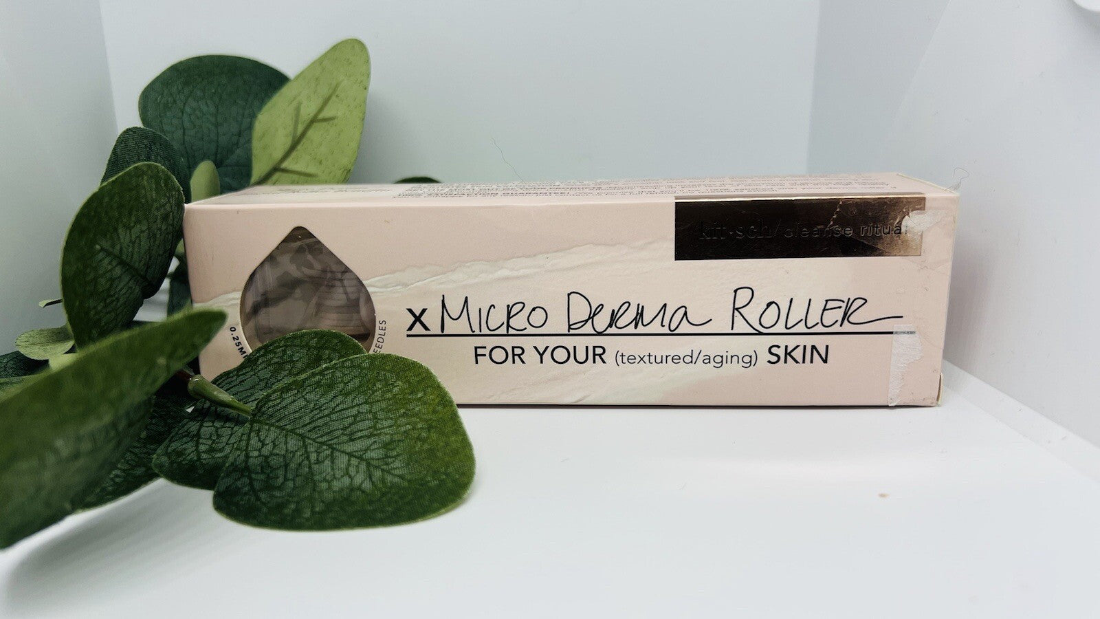 Kitsch Blush Micro Derma Roller Good For Serum &Moisturizers/0.25 MM 540 Needles