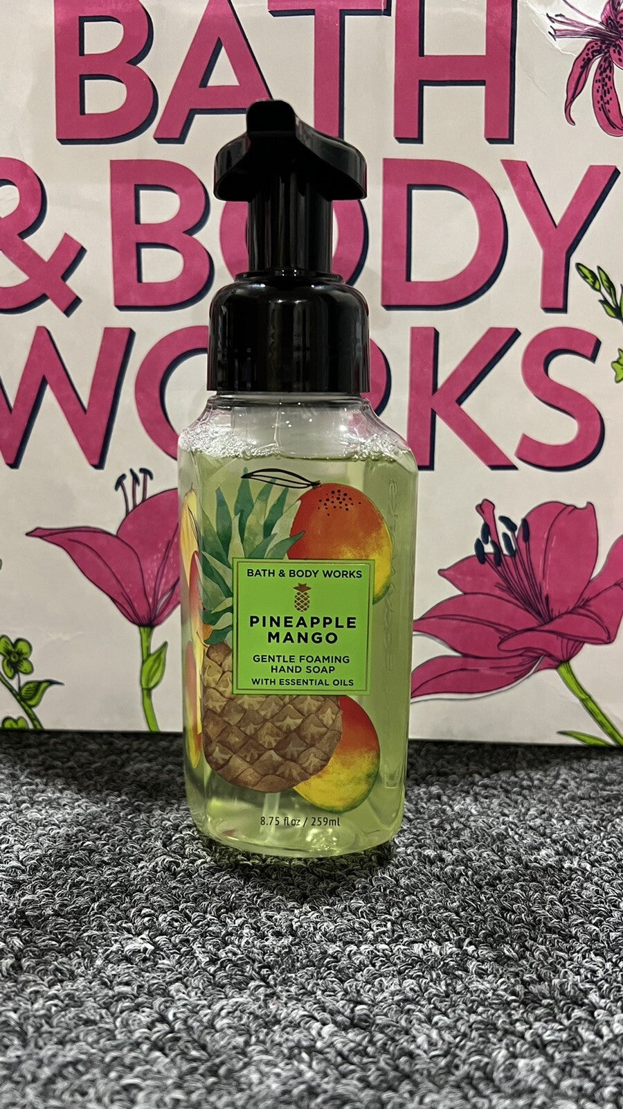 Bath and Body Works Pineapple Mango Foaming Hand Soap 8.75 fl oz