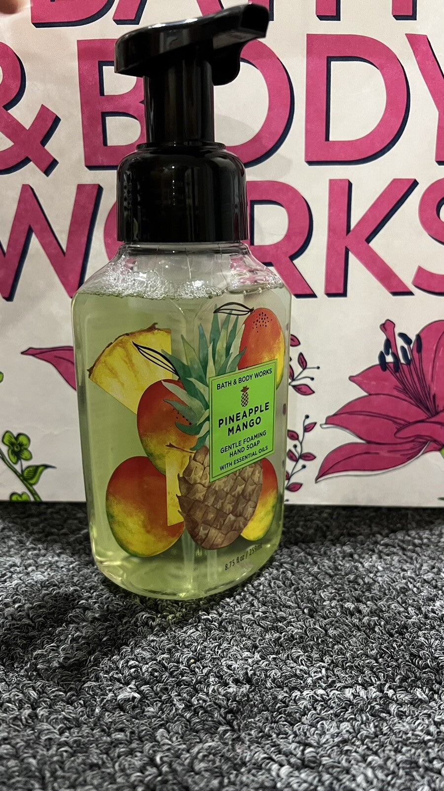 Bath and Body Works Pineapple Mango Foaming Hand Soap 8.75 fl oz