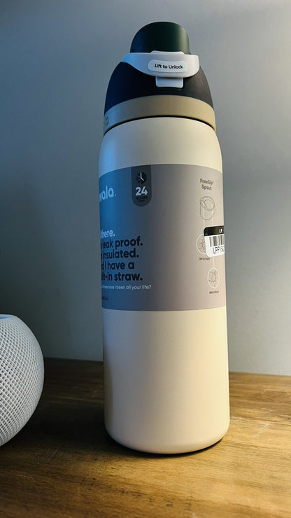 Owala FreeSip Stainless Steel Water Bottle 32oz  Color: Sandy Shores MSRP$80 NWB