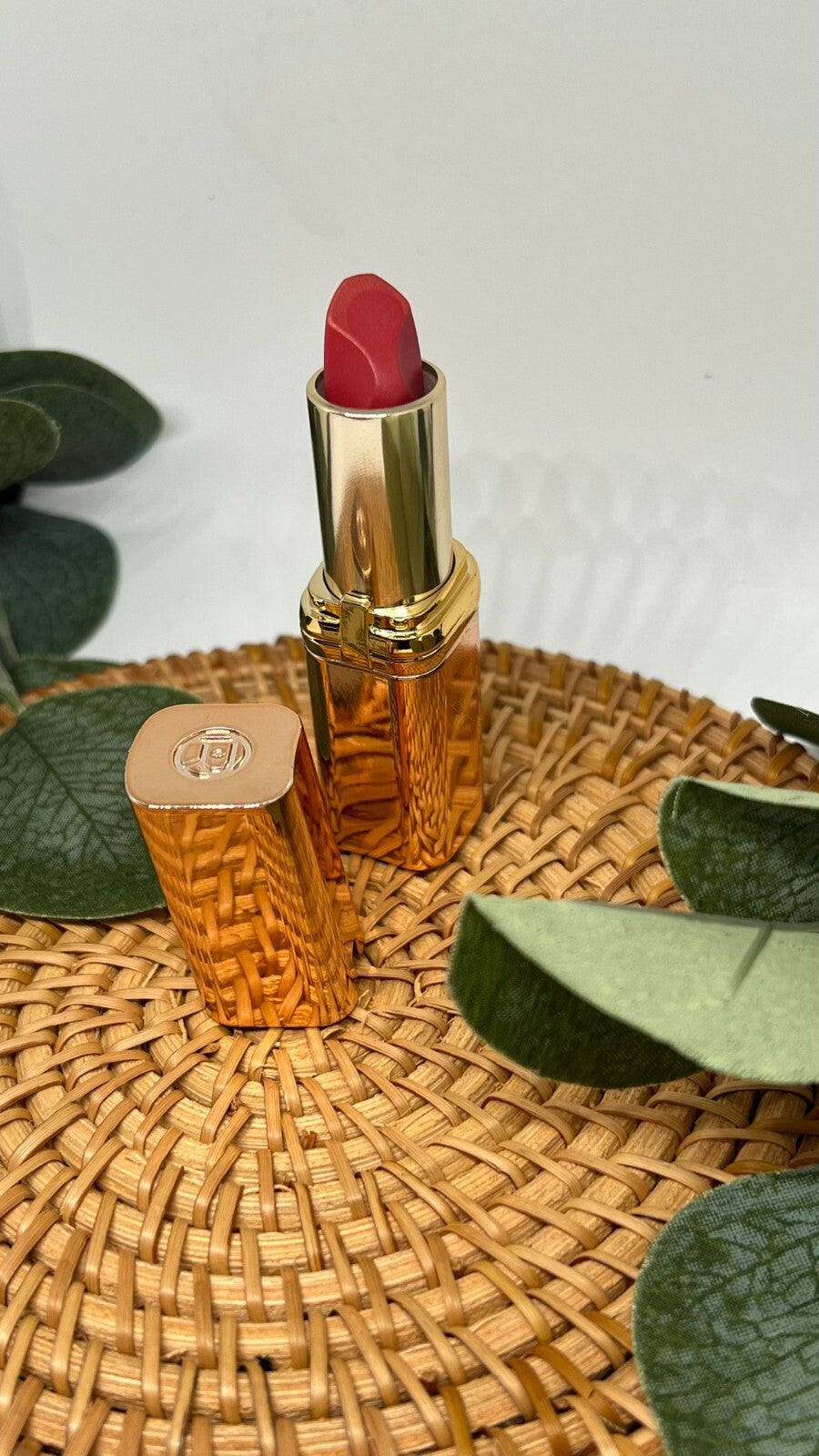 Loreal Color Riche Lipstick New ( Choose your shade)