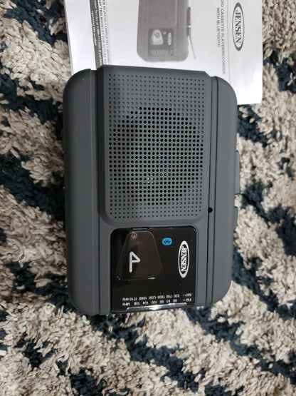 JENSEN MCR-75 Personal Cassette Player/Recorder with AM/FM Radio Manual Included