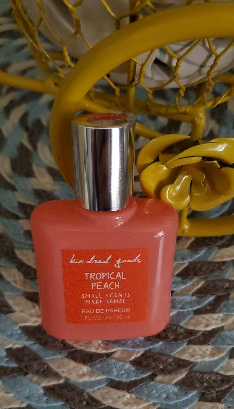 Old Navy Kindred Goods Tropical Peach Eau De Parfum Perfume 1 fl oz