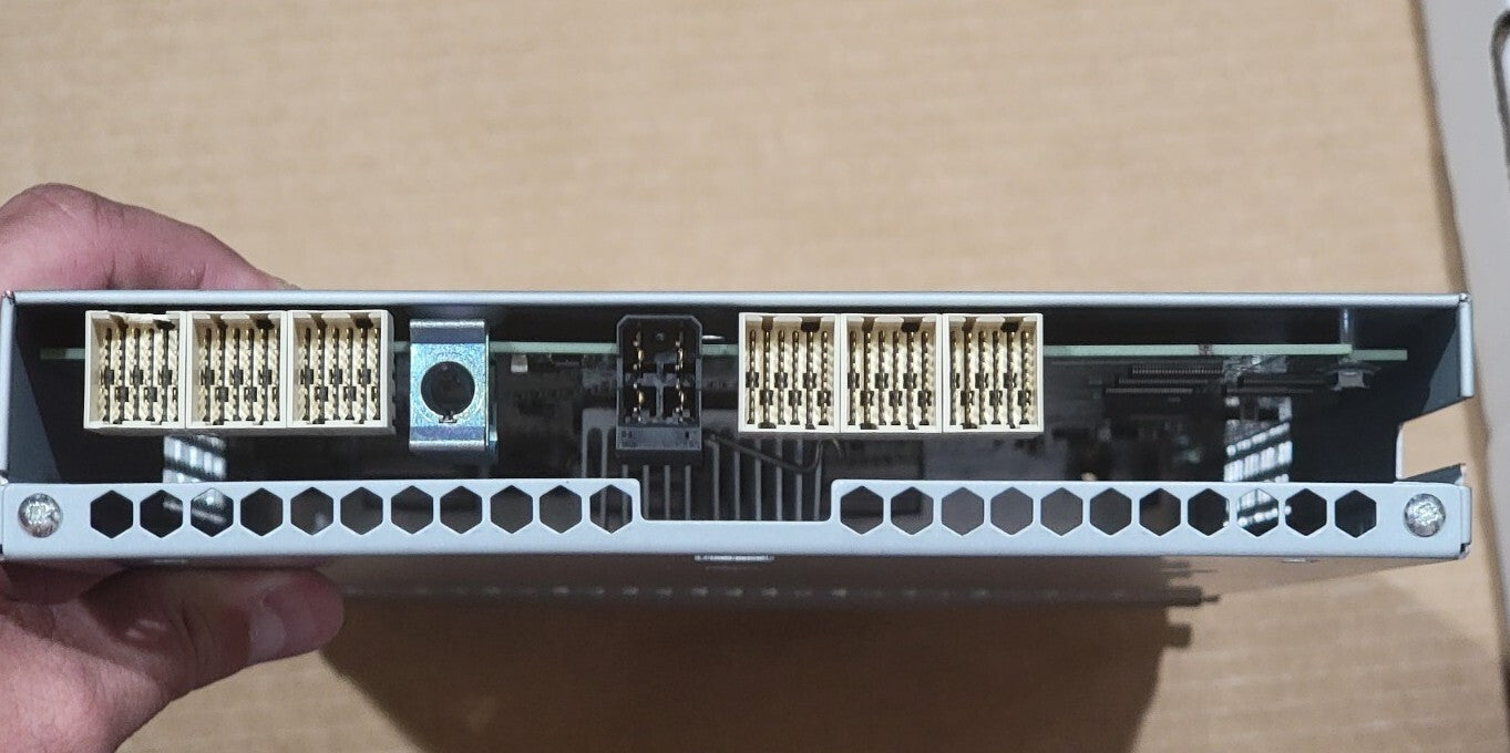 Dell Compellent HB-SBB2-E601-PSI 0992126-03  SAS EBOD Controller