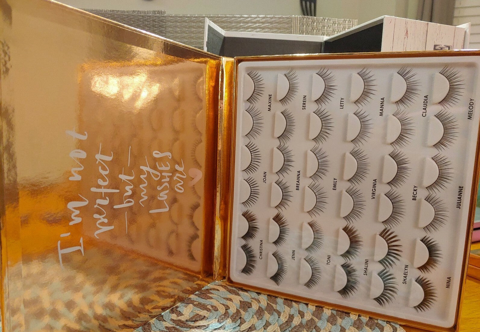 Mannakadar beauty Lash Glossary 18 pair Assortment Lowering to sell new items