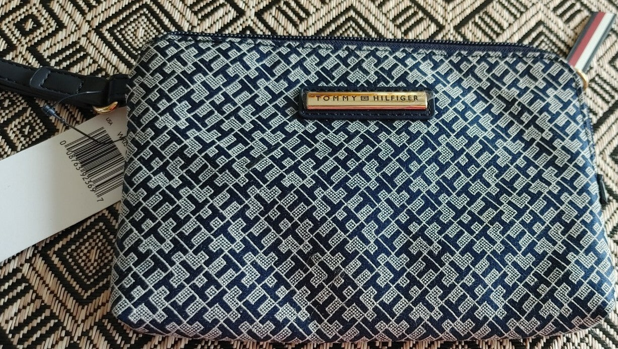 NWT Tommy Hilfiger Wristlet Blue Signature Jacquard Logo Size Small 7.5” X 5”