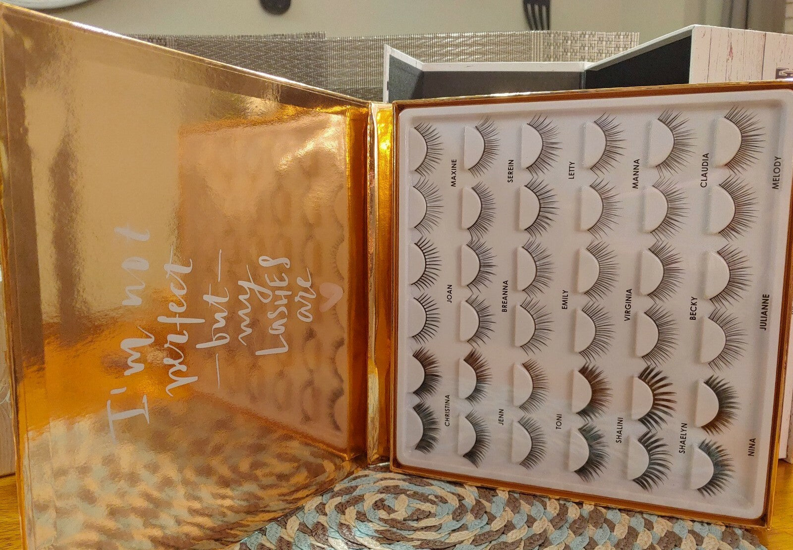 Mannakadar beauty Lash Glossary 18 pair Assortment Lowering to sell new items