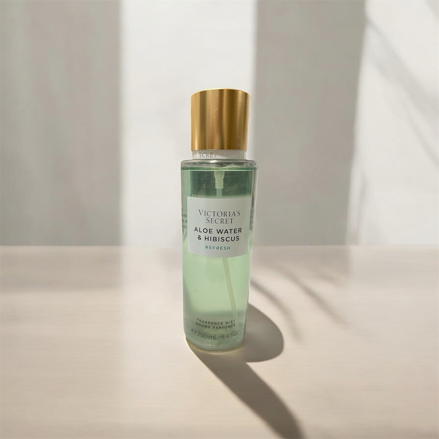 VICTORIA’S SECRET ALOE WATER & HIBISCUS FRAGRANCE BODY MIST SPRAY SPLASH 8.4 oz
