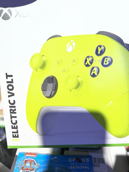 OPEN BOX - Microsoft Xbox Wireless Controller - Electric Volt