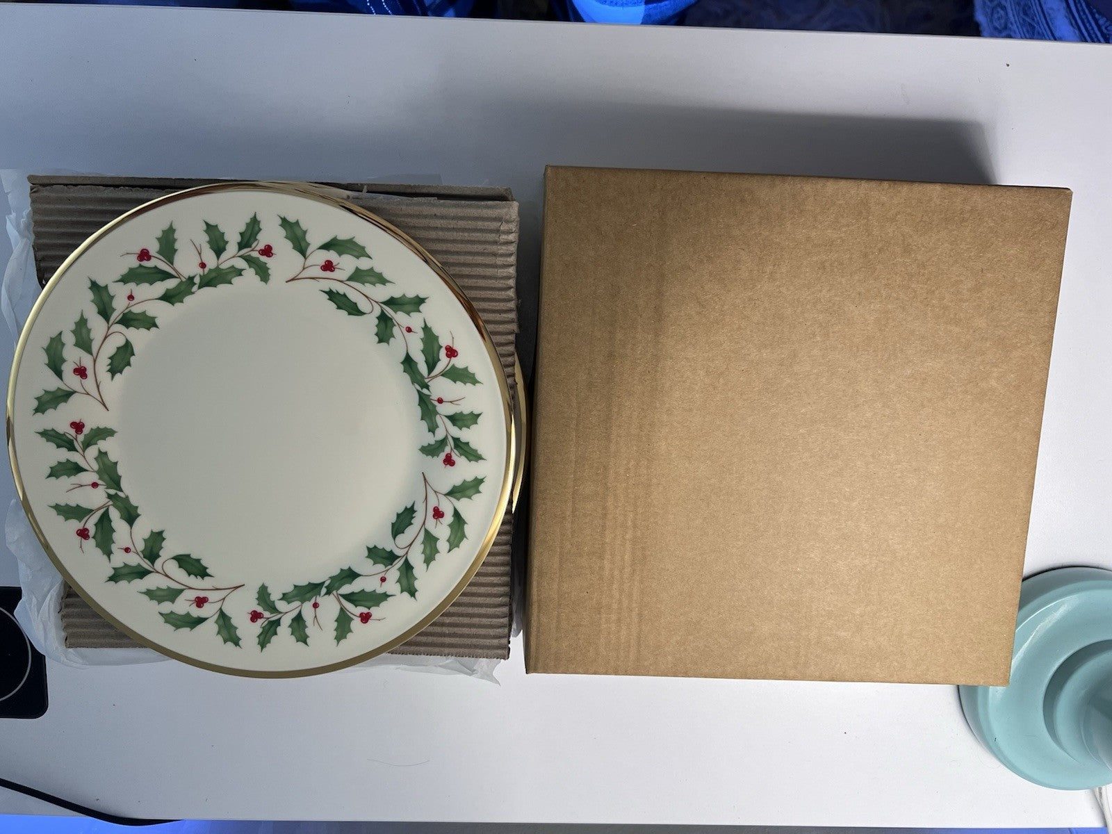 Lenox Plate Holiday Christmas Holly Porcelain 10.5" Dinnerplate 4pc  MSRP $78/pc