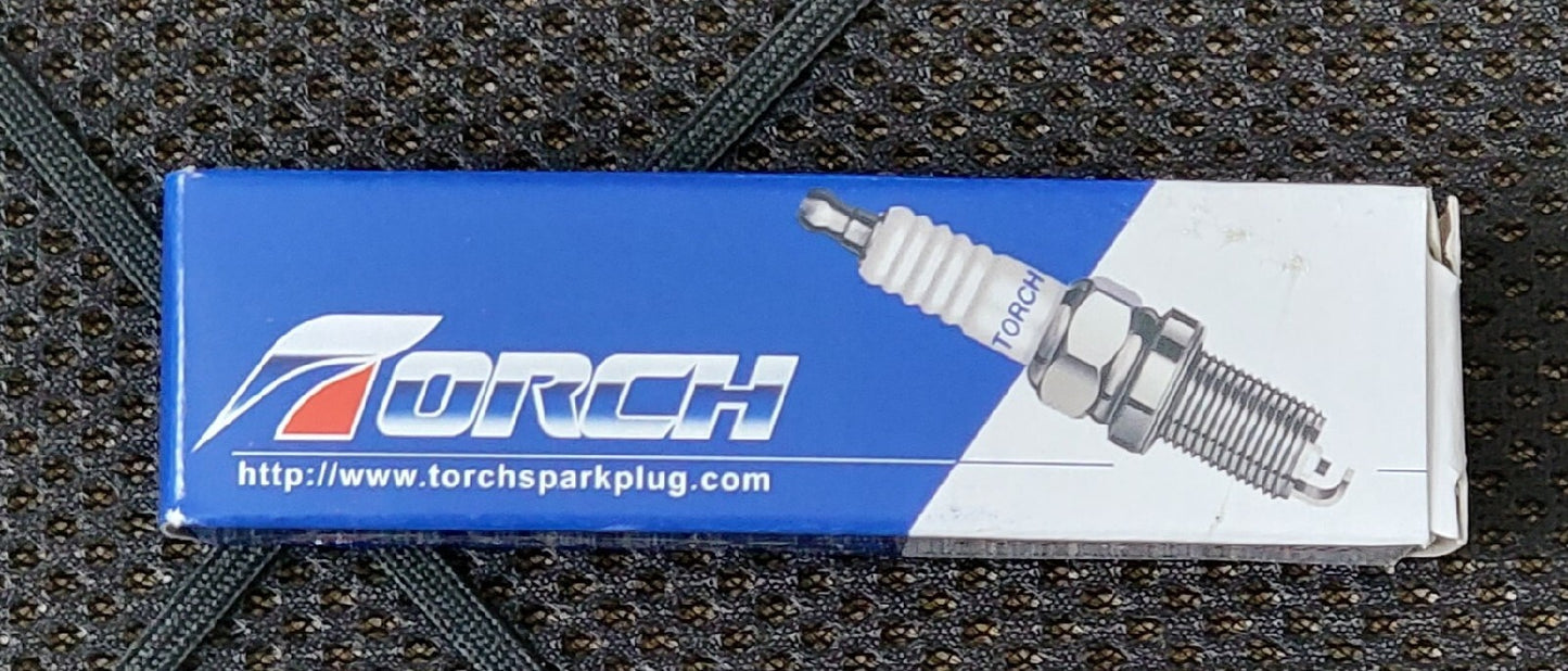 Torch Spark Plug  D8RTC-9  4929 Torch D8RTC-9 Lot Of 6 New In Box
