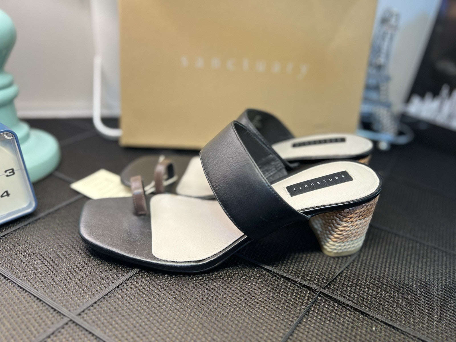 Sanctuary Womens Bold Black Mocha Leather Slip On Heels Shoes NEW 11M New In Box