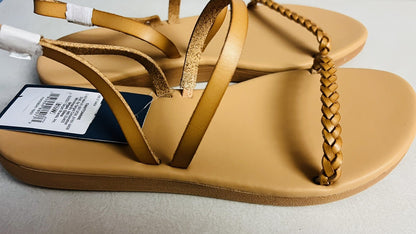 Women's Universal Thread Tommie Flat Sandals Tan Size 8 1/2