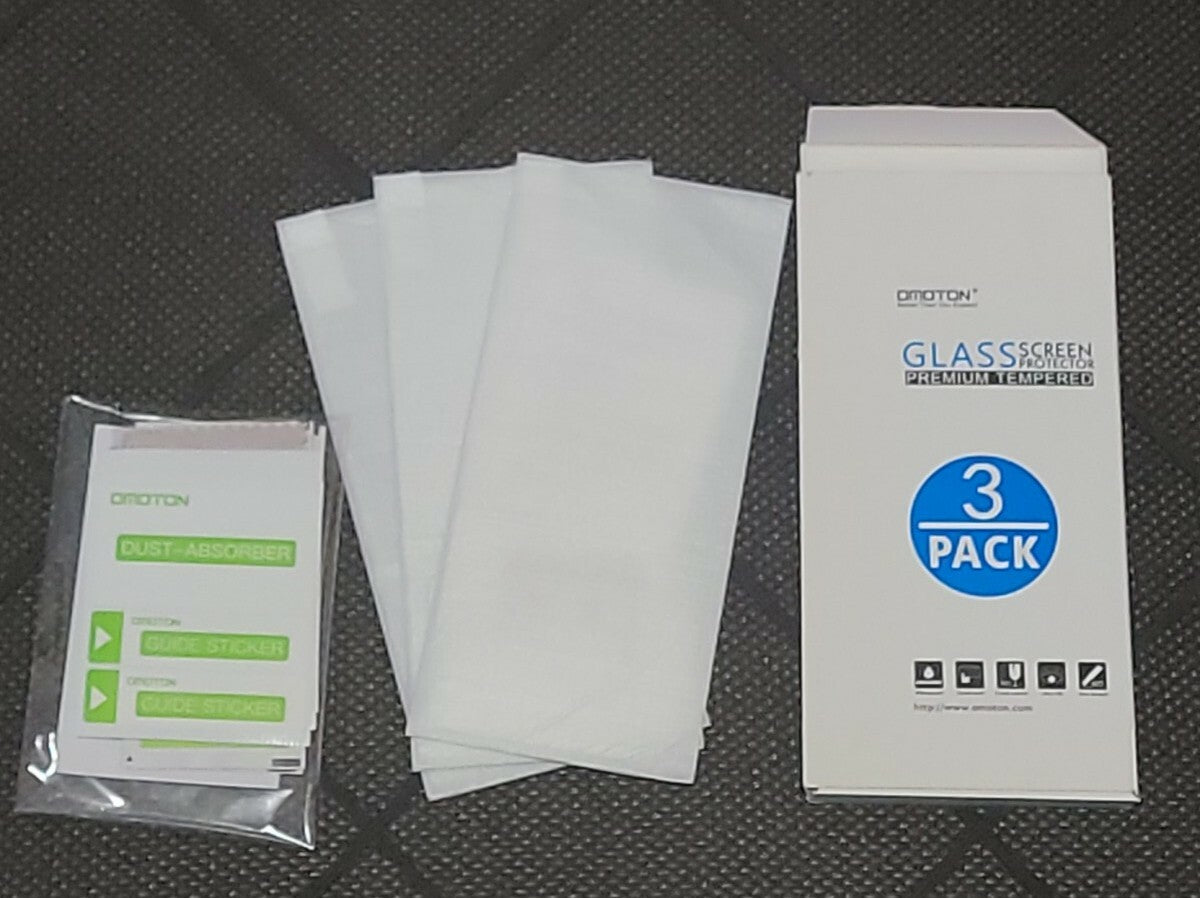 Omotion glass screen protector 3 pk NIB