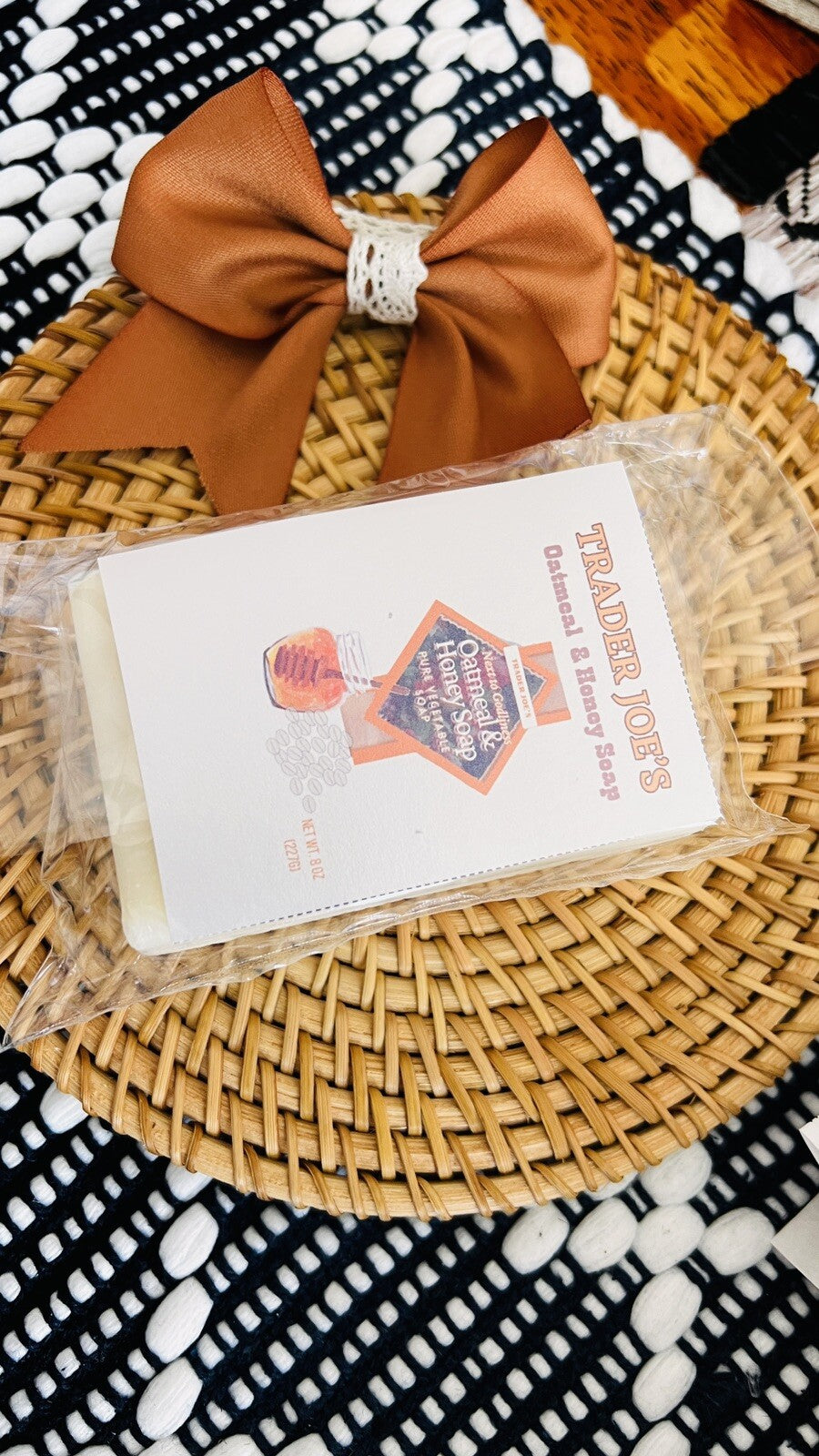 Trader Joe’s Oatmeal and Honey Pure Vegetable Soap Natural Bath -2 Bars NEW