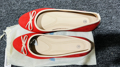 Women Red Shoes Size  9 Ballet/ Christmas/Slip On Red suede pumps New