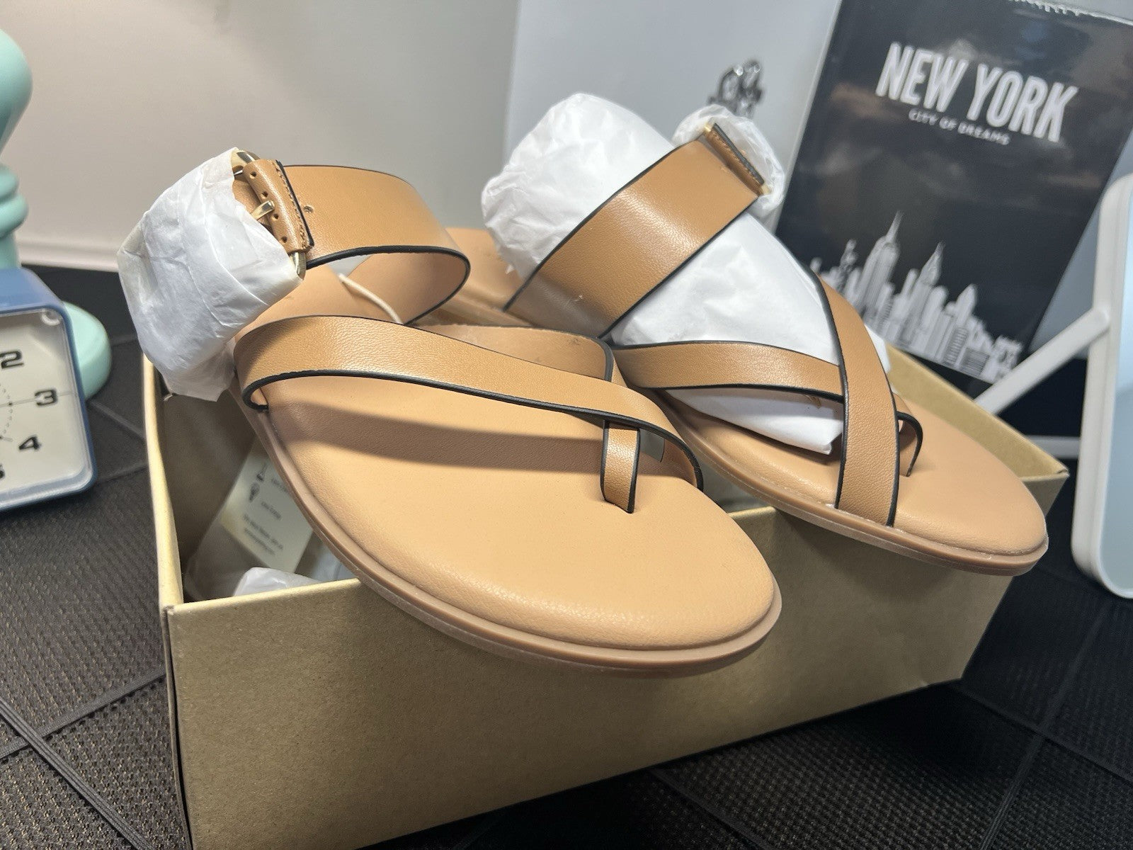 Sanctuary Smart Creation Spring Toe-Loop Sandal Brown Size 9M