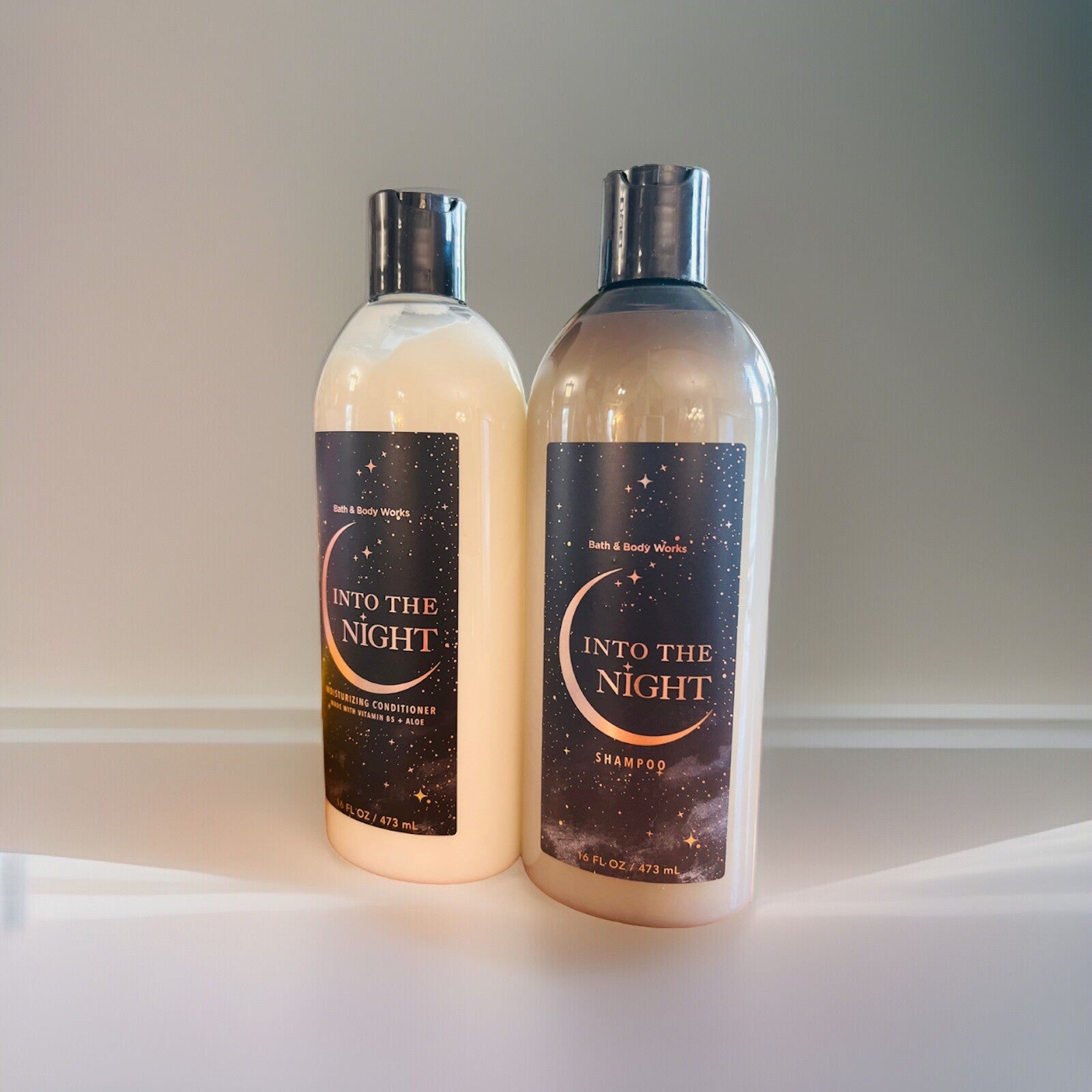 Bath & Body Works Into The Night Shampoo And Conditioner  Set / 16fl oz each New