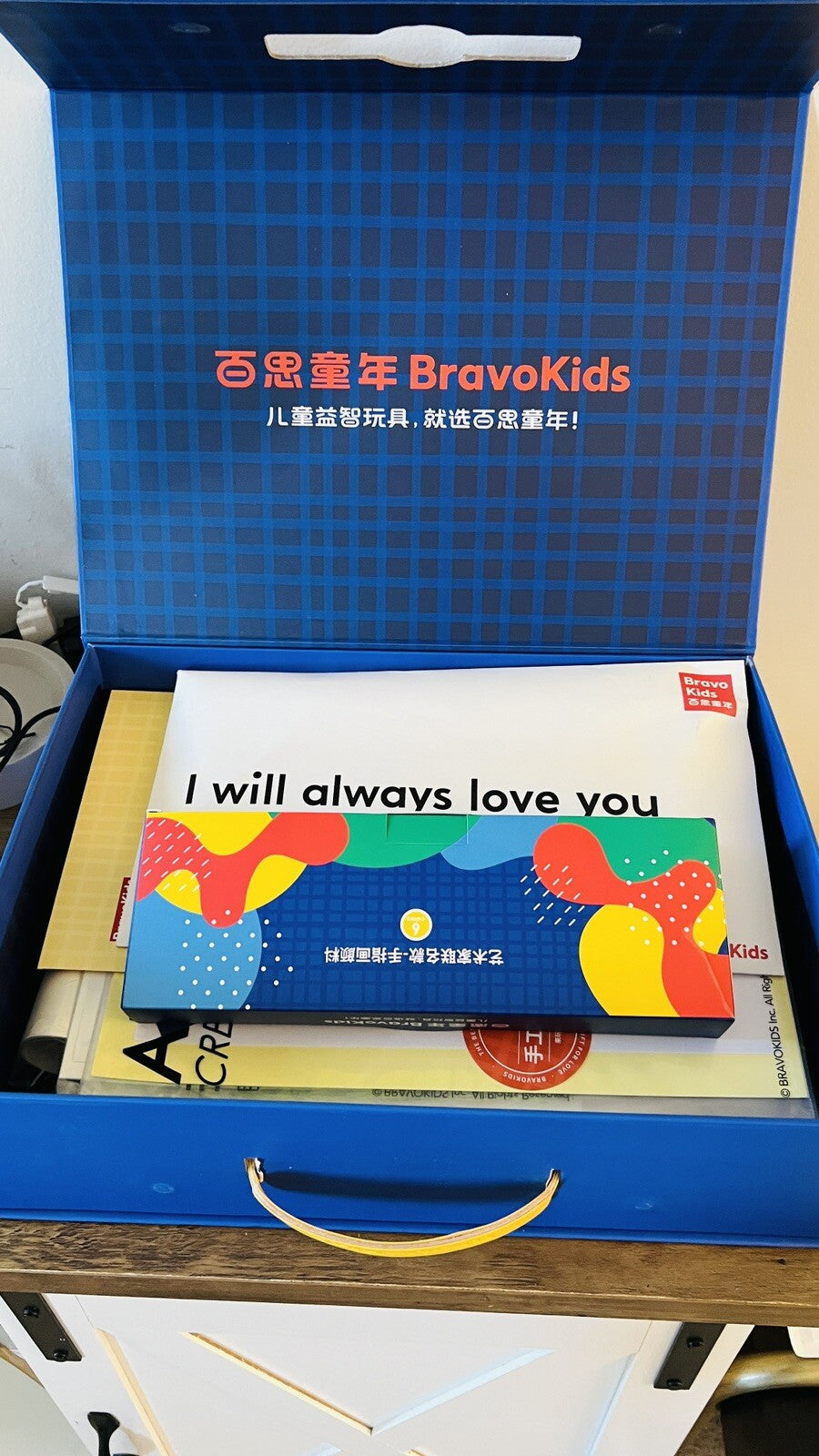 Art set Bravokids Artist Co-brand Handcraft Box 10-sets(Open Box) SRP $98