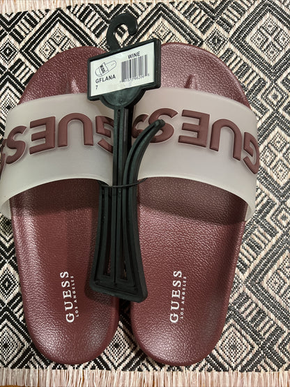 Pool Slides Flat Guess GFLANA Size 7 / Wine