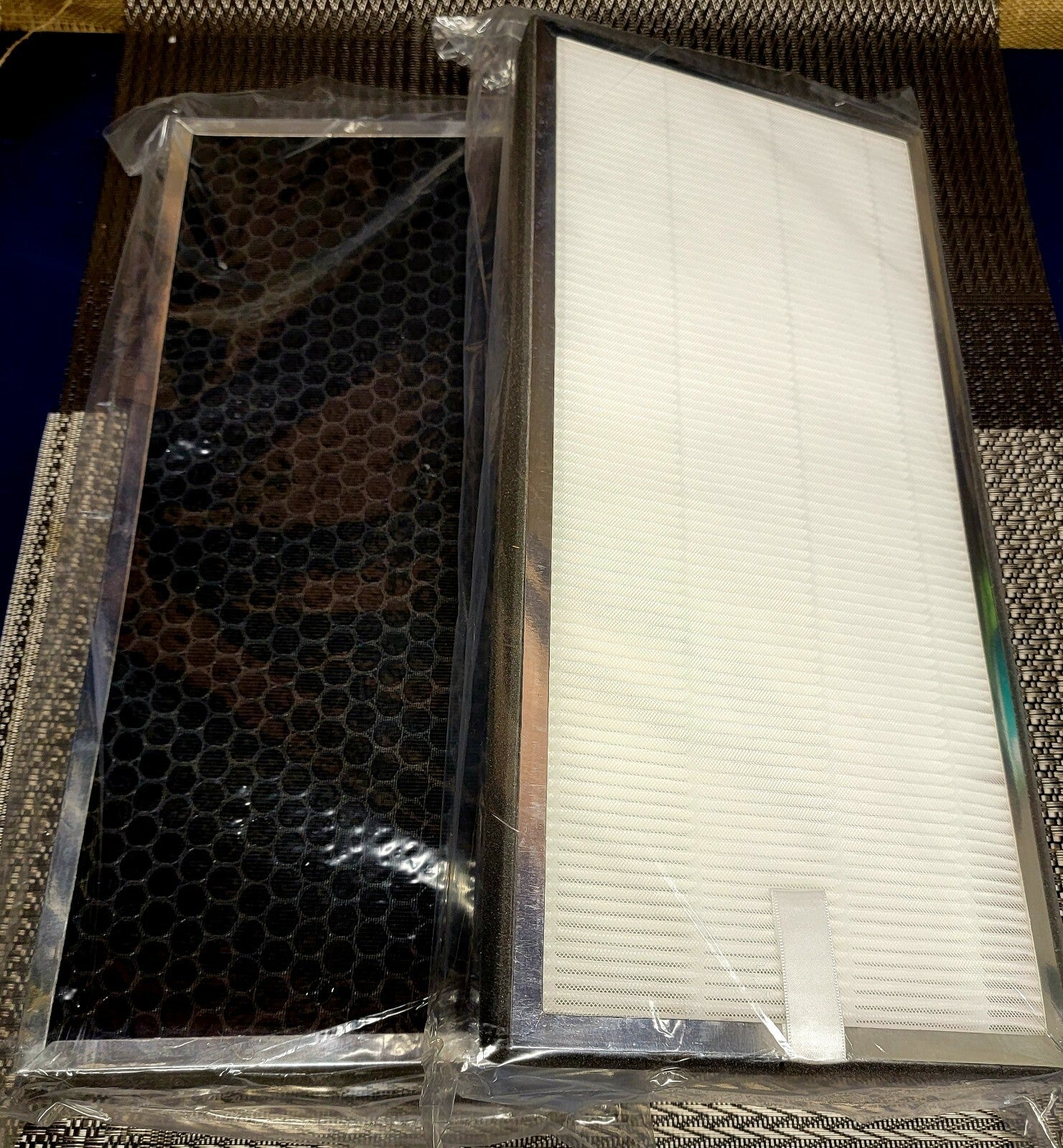 KeeTidy 2 Pack True Hepa Air filter Activated Carbon NEW IN BOX MA-40-80