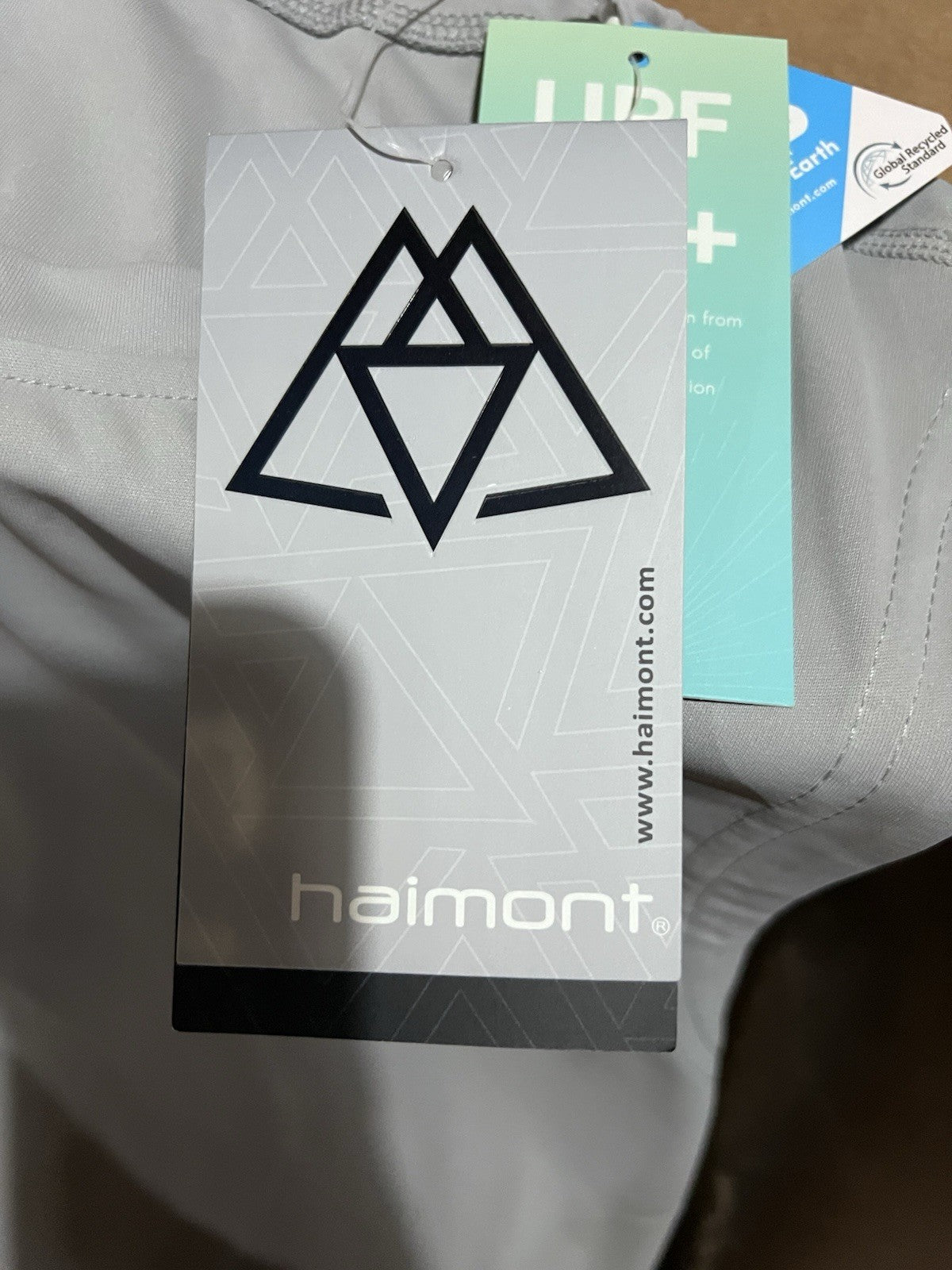 Haimont Men's Workout Tank Top Dry Fit UPF 50. 1 Black and 1 Gray. Size - L