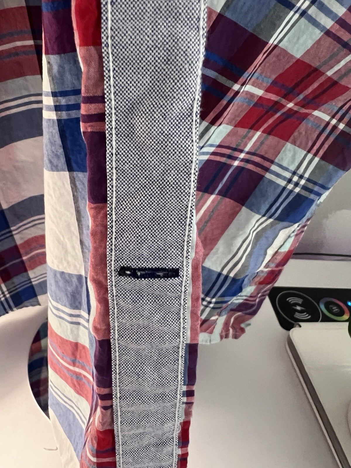 Tommy Hilfiger Men’s Blue Plaid Short Sleeve Button-Down Shirt M