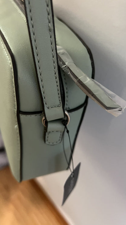 Guess HUTCHINSON mini Crossbody bag (SAGE )