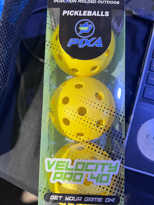 Pickleballs 3-pack